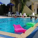 Artemis Apartahotel 3*