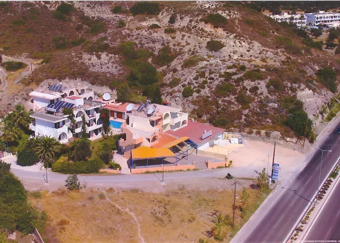 Apartmanhotel Artemis 3*