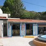Artemis Aparthotel